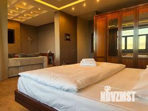 1-к квартира, посуточно, 90м2, 20/25 этаж