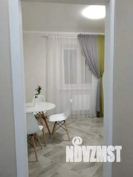 1-к квартира, посуточно, 40м2, 21/22 этаж