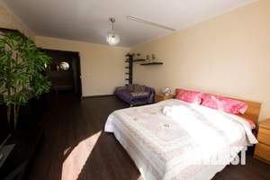 1-к квартира, посуточно, 42м2, 6/11 этаж