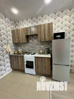 Студия квартира, посуточно, 33м2, 1/17 этаж