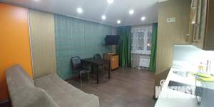 Студия квартира, посуточно, 40м2, 3/5 этаж