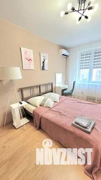 1-к квартира, посуточно, 40м2, 9/16 этаж