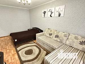 Студия квартира, посуточно, 40м2, 3/5 этаж