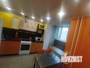 1-к квартира, посуточно, 42м2, 1/1 этаж