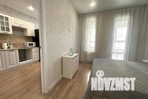 1-к квартира, посуточно, 33м2, 8/17 этаж