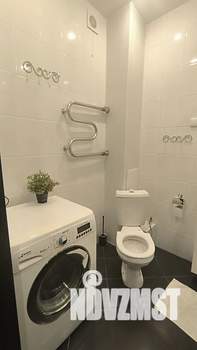 Студия квартира, посуточно, 32м2, 20/20 этаж