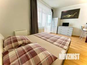 Студия квартира, посуточно, 35м2, 2/13 этаж