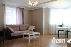 3-к квартира, посуточно, 75м2, 1/1 этаж