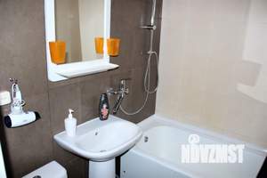 1-к квартира, посуточно, 35м2, 8/15 этаж