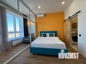 Студия квартира, посуточно, 35м2, 2/17 этаж