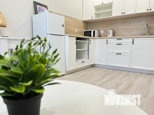 Студия квартира, посуточно, 30м2, 3/10 этаж