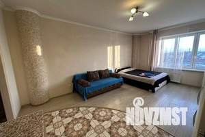 1-к квартира, посуточно, 36м2, 4/15 этаж