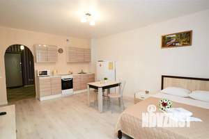 Студия квартира, посуточно, 35м2, 9/20 этаж