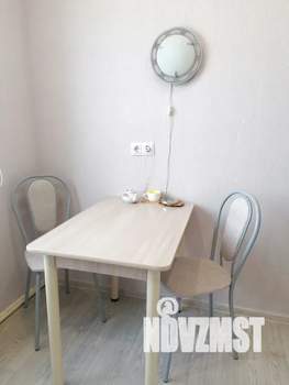 2-к квартира, посуточно, 45м2, 2/2 этаж