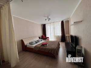 2-к квартира, посуточно, 70м2, 1/1 этаж