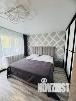 2-к квартира, посуточно, 45м2, 5/5 этаж