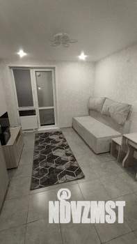 1-к квартира, посуточно, 27м2, 2/15 этаж