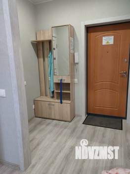 Студия квартира, посуточно, 32м2, 2/19 этаж