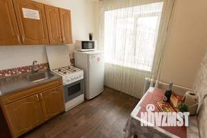1-к квартира, посуточно, 32м2, 5/5 этаж