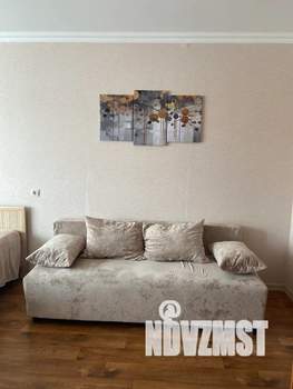 1-к квартира, посуточно, 43м2, 8/10 этаж