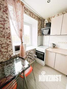 1-к квартира, посуточно, 35м2, 4/4 этаж