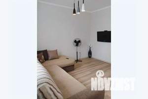 1-к квартира, посуточно, 50м2, 9/16 этаж