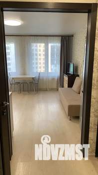 Студия квартира, посуточно, 33м2, 5/17 этаж