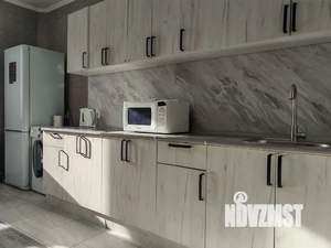 1-к квартира, посуточно, 40м2, 9/16 этаж