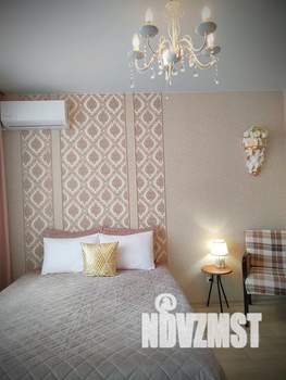 Студия квартира, посуточно, 20м2, 7/12 этаж