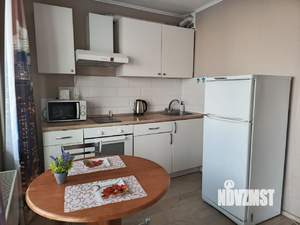 1-к квартира, посуточно, 35м2, 13/16 этаж