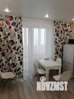 1-к квартира, посуточно, 42м2, 8/15 этаж