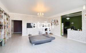 4-к квартира, на длительный срок, 130м2, 3/4 этаж