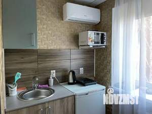 1-к квартира, посуточно, 14м2, 1/1 этаж