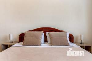 1-к квартира, посуточно, 50м2, 1/1 этаж