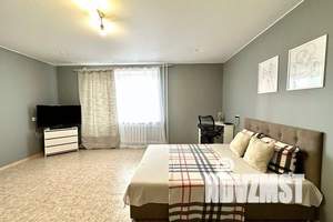 1-к квартира, посуточно, 43м2, 6/10 этаж