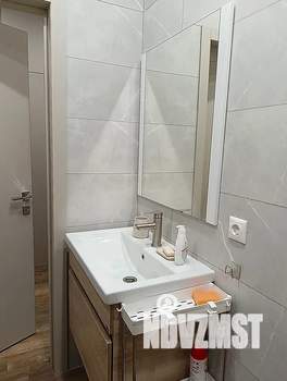 1-к квартира, посуточно, 38м2, 10/25 этаж