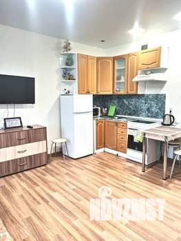 Студия квартира, посуточно, 35м2, 11/20 этаж