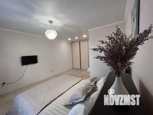 1-к квартира, посуточно, 40м2, 3/9 этаж