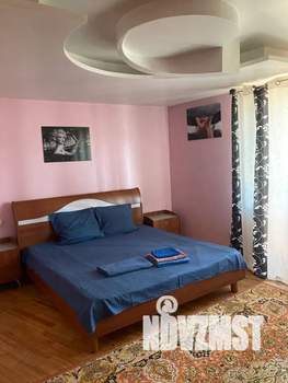 1-к квартира, посуточно, 56м2, 8/9 этаж