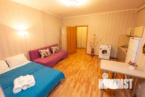 Студия квартира, посуточно, 36м2, 5/15 этаж