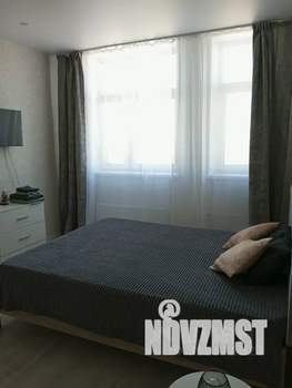 Студия квартира, посуточно, 30м2, 7/19 этаж