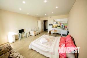 1-к квартира, посуточно, 36м2, 1/1 этаж