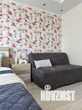 Студия квартира, посуточно, 38м2, 3/17 этаж