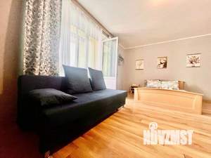 1-к квартира, посуточно, 35м2, 1/1 этаж