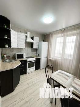 1-к квартира, посуточно, 40м2, 8/10 этаж