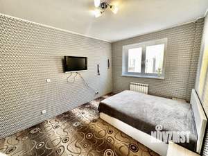 1-к квартира, на длительный срок, 40м2, 10/18 этаж