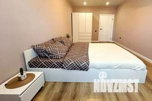 1-к квартира, посуточно, 45м2, 13/17 этаж