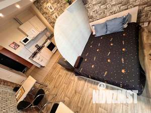 Студия квартира, посуточно, 35м2, 2/15 этаж