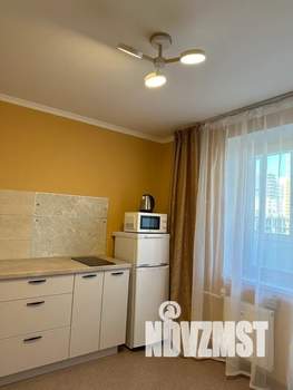 1-к квартира, посуточно, 40м2, 7/15 этаж