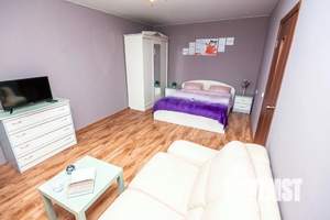 1-к квартира, посуточно, 48м2, 1/1 этаж